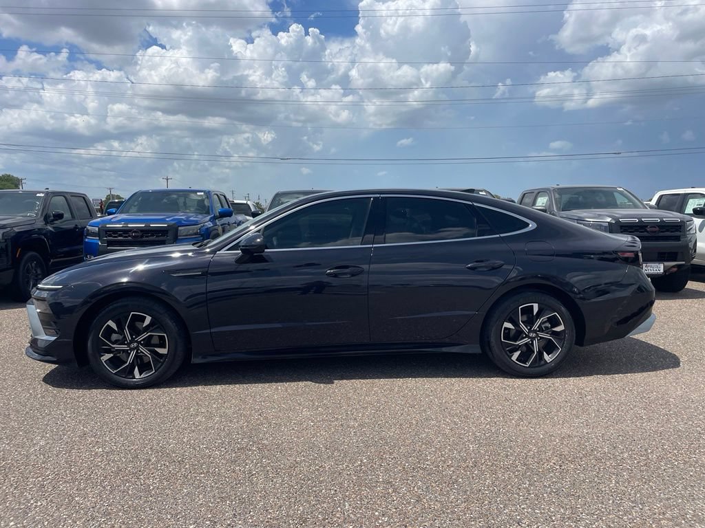 Used 2024 Hyundai Sonata SEL FWD image 4