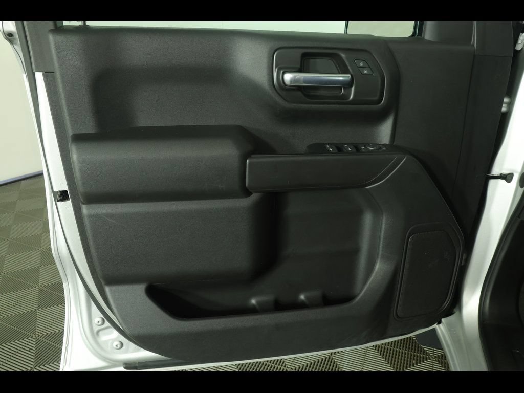 Used 2022 Chevrolet Silverado 1500 Custom AWD/4WD image 24