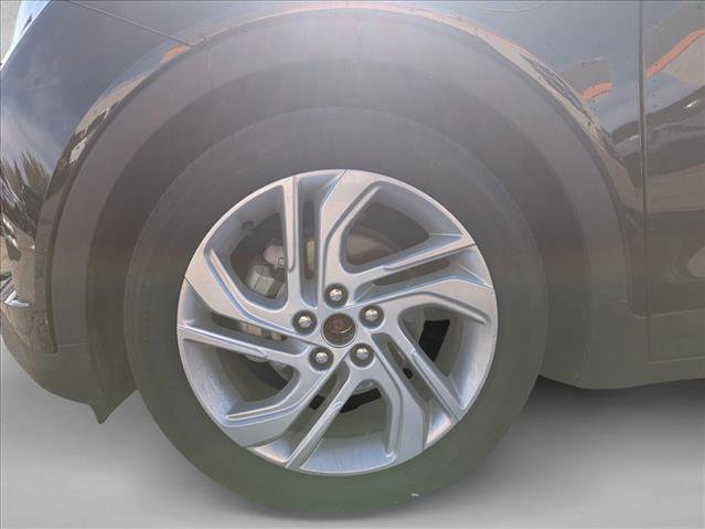 Used 2023 Chevrolet Bolt LT w/ Driver Confidence Package FWD image 18