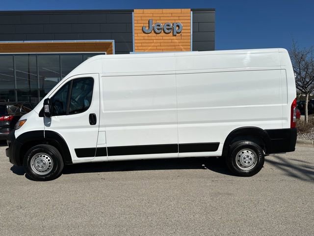 Used 2025 RAM ProMaster 2500 w/ Convenience Group image 9