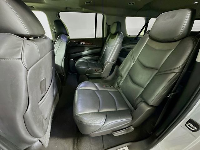 Used 2019 Cadillac Escalade ESV Premium Luxury image 23