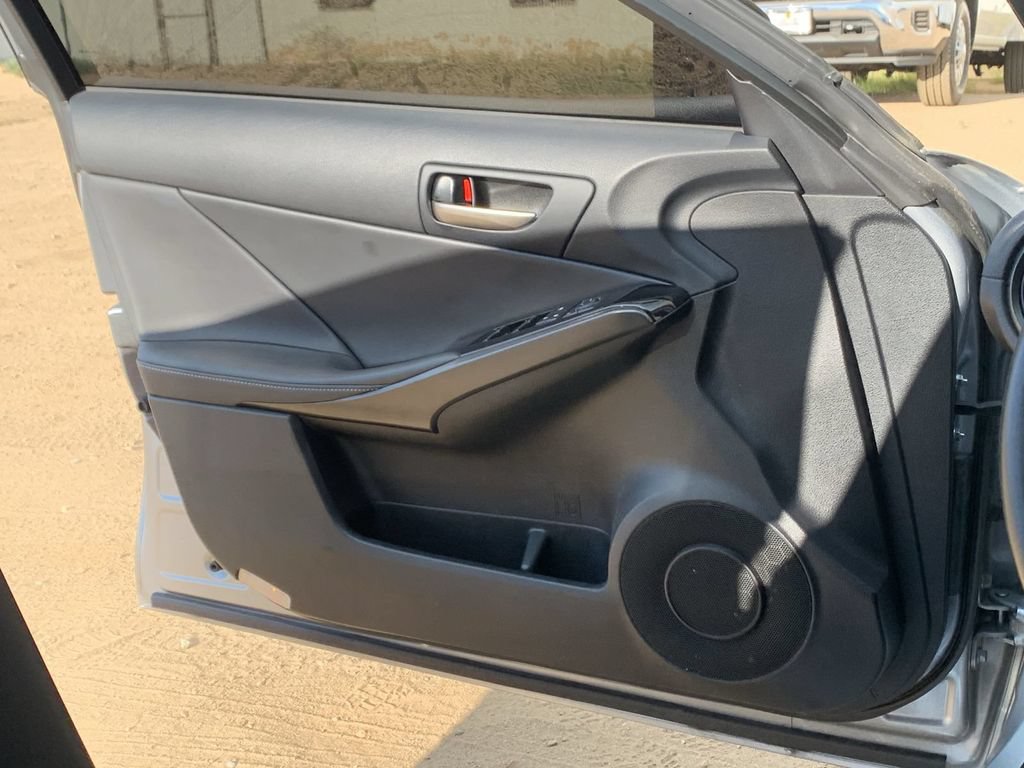 Used 2024 Lexus IS 300 RWD image 20