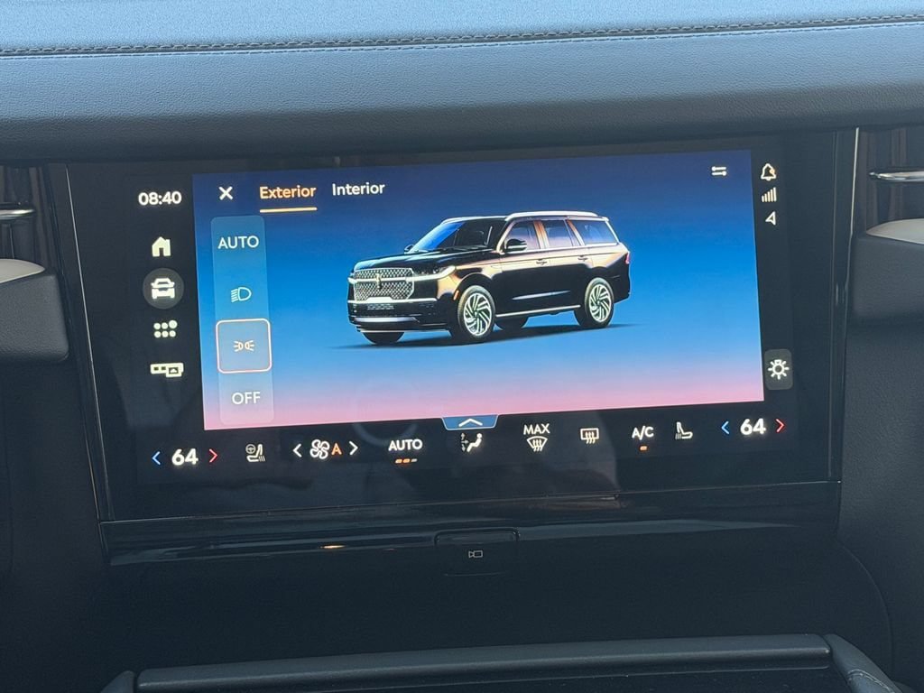 New 2027 Lincoln Navigator L Premier AWD/4WD image 7