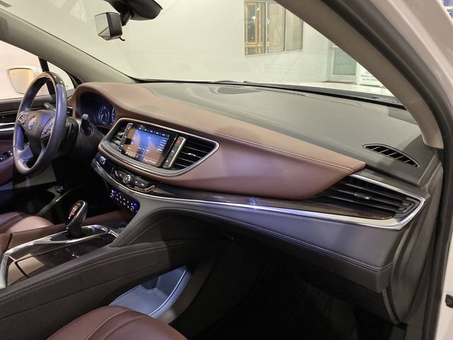 Used 2020 Buick Enclave Avenir w/ Avenir Technology Package AWD/4WD image 22
