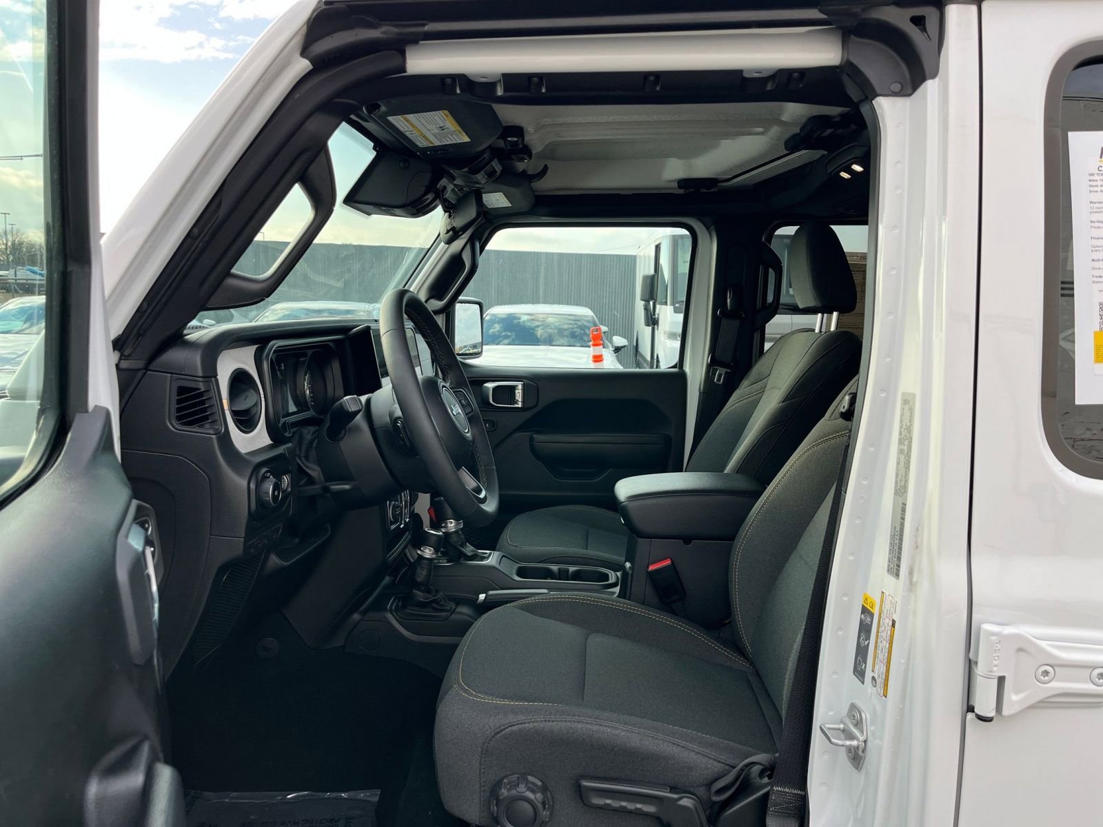 Used 2025 Jeep Wrangler Sport S image 26