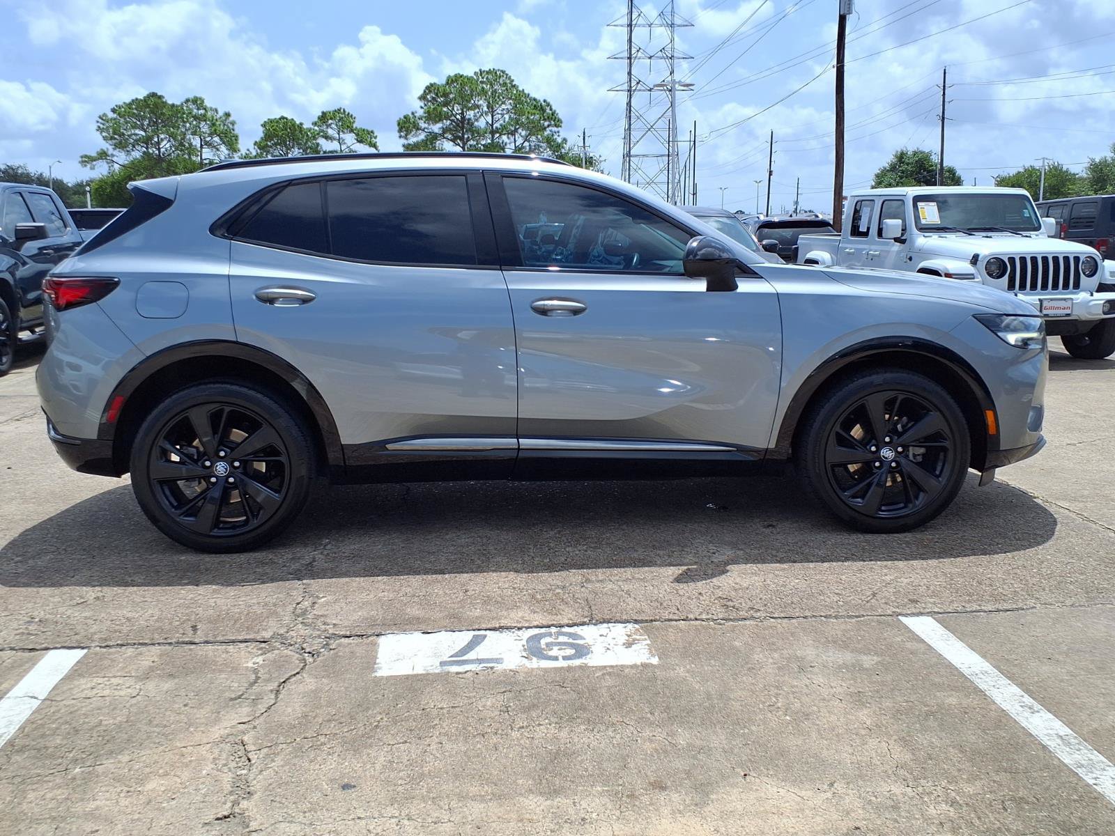 Used 2023 Buick Envision Essence w/ Sport Touring Package FWD image 28