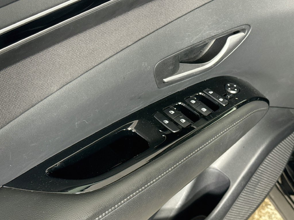 Used 2022 Hyundai Tucson SEL w/ Cargo Package AWD/4WD image 19
