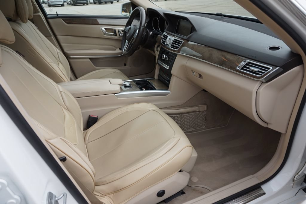 Used 2015 Mercedes-Benz E 350 Sedan image 27