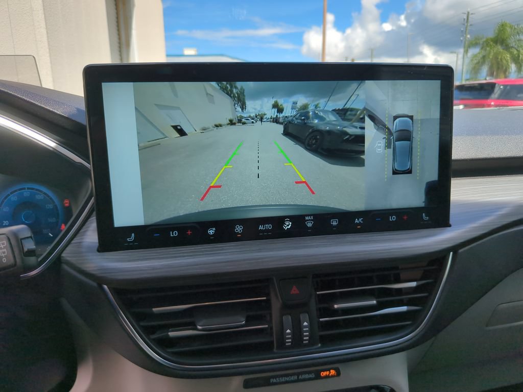 Used 2026 Ford Escape SE w/ PHEV Premium Package FWD image 25