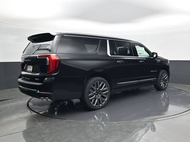 Used 2026 GMC Yukon XL Denali Ultimate AWD/4WD image 5