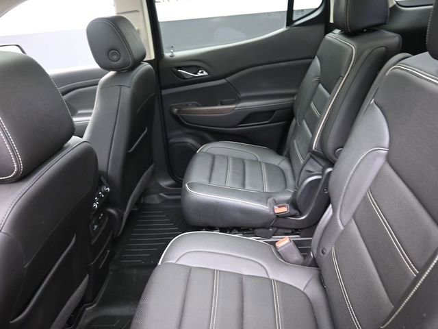 Used 2023 GMC Acadia Denali w/ Black Diamond Edition AWD/4WD image 24