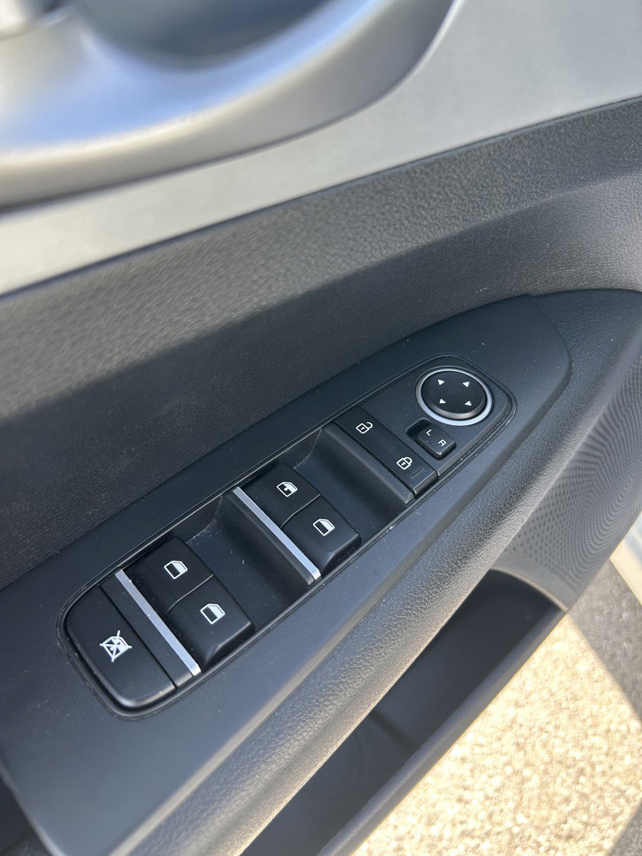 Used 2023 Kia Forte LXS FWD image 16
