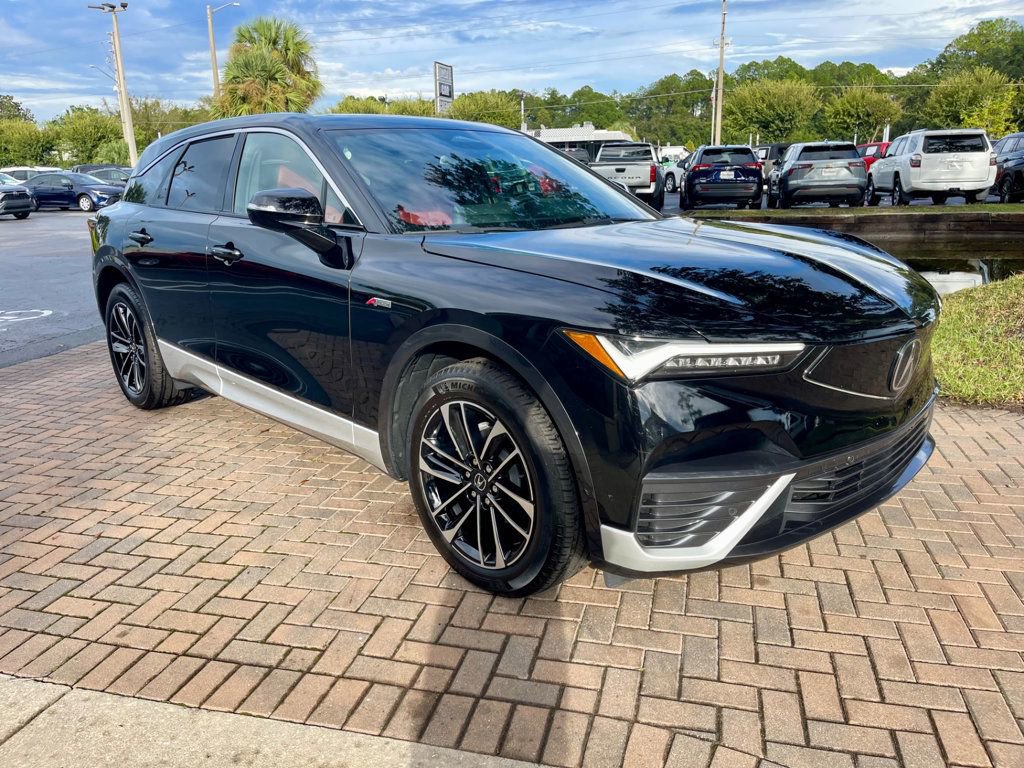 Used 2024 Acura ZDX A-Spec image 8