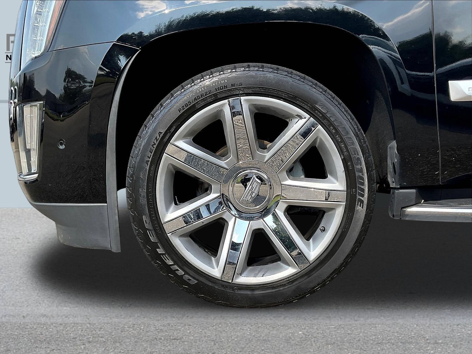 Used 2019 Cadillac Escalade Luxury AWD/4WD image 34