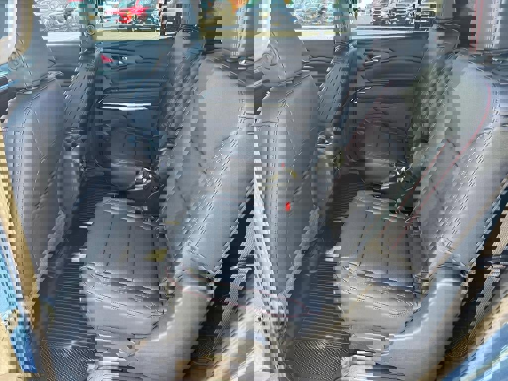 New 2026 Chevrolet Traverse Z71 w/ LPO, Floor Liner Package image 5