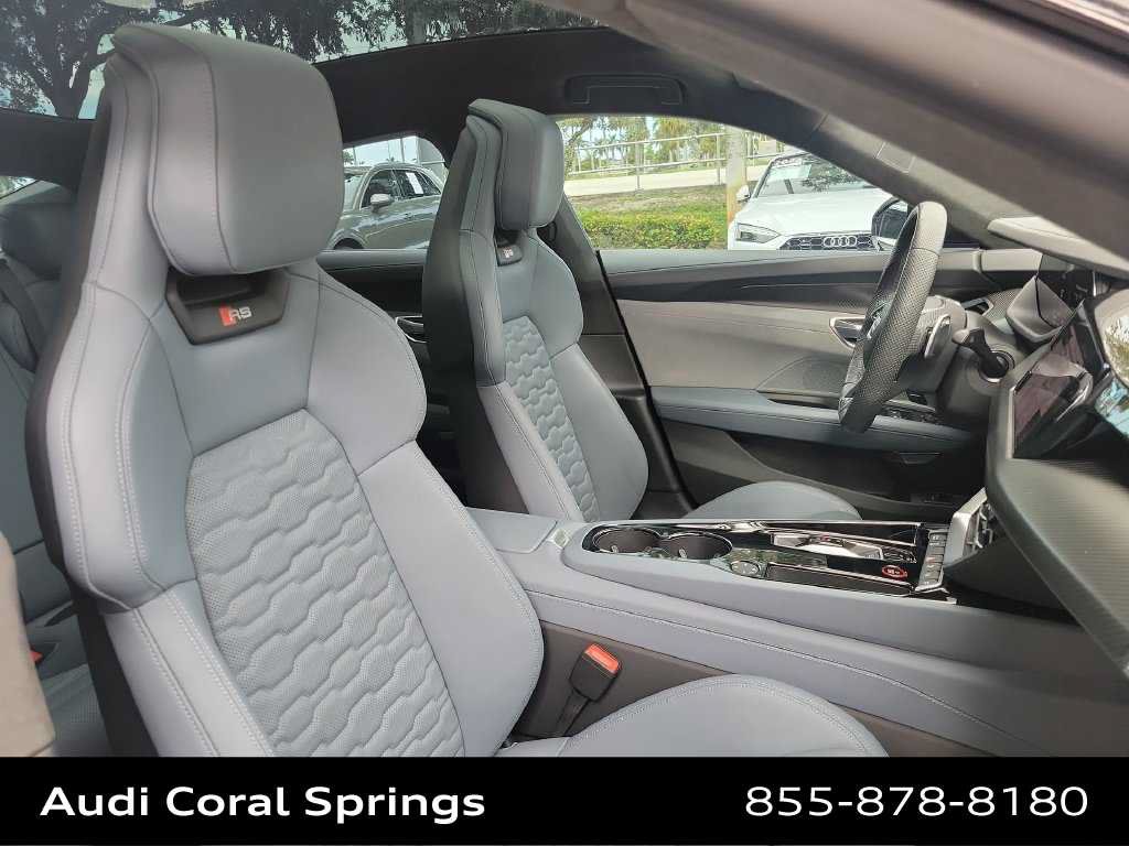 Used 2023 Audi RS e-tron GT w/ Carbon Performance Package AWD/4WD image 21