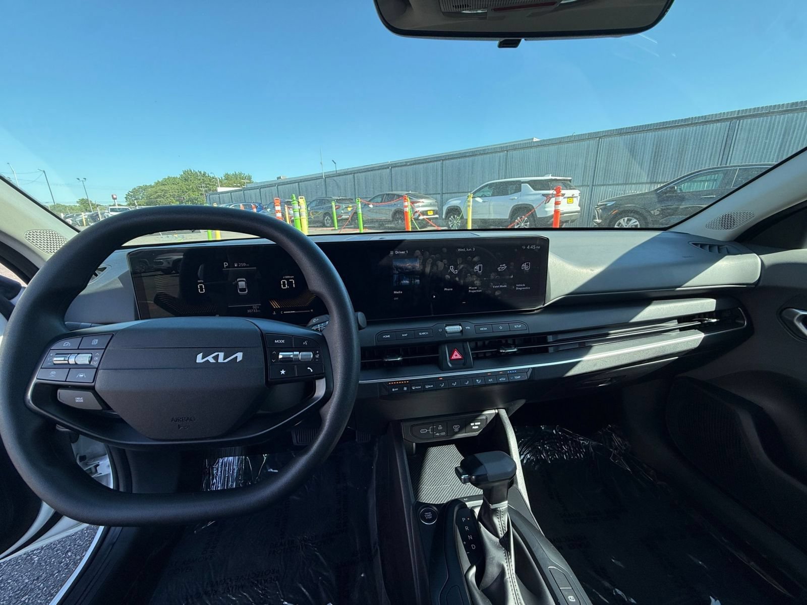 Used 2025 Kia K4 FWD image 32
