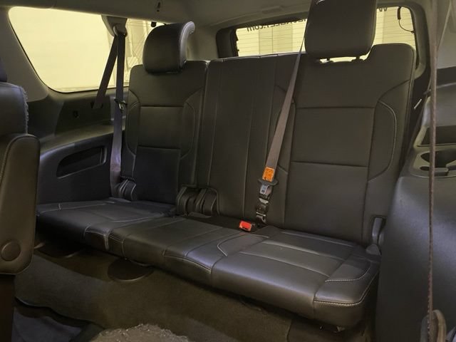 Used 2017 Chevrolet Suburban Premier AWD/4WD image 25