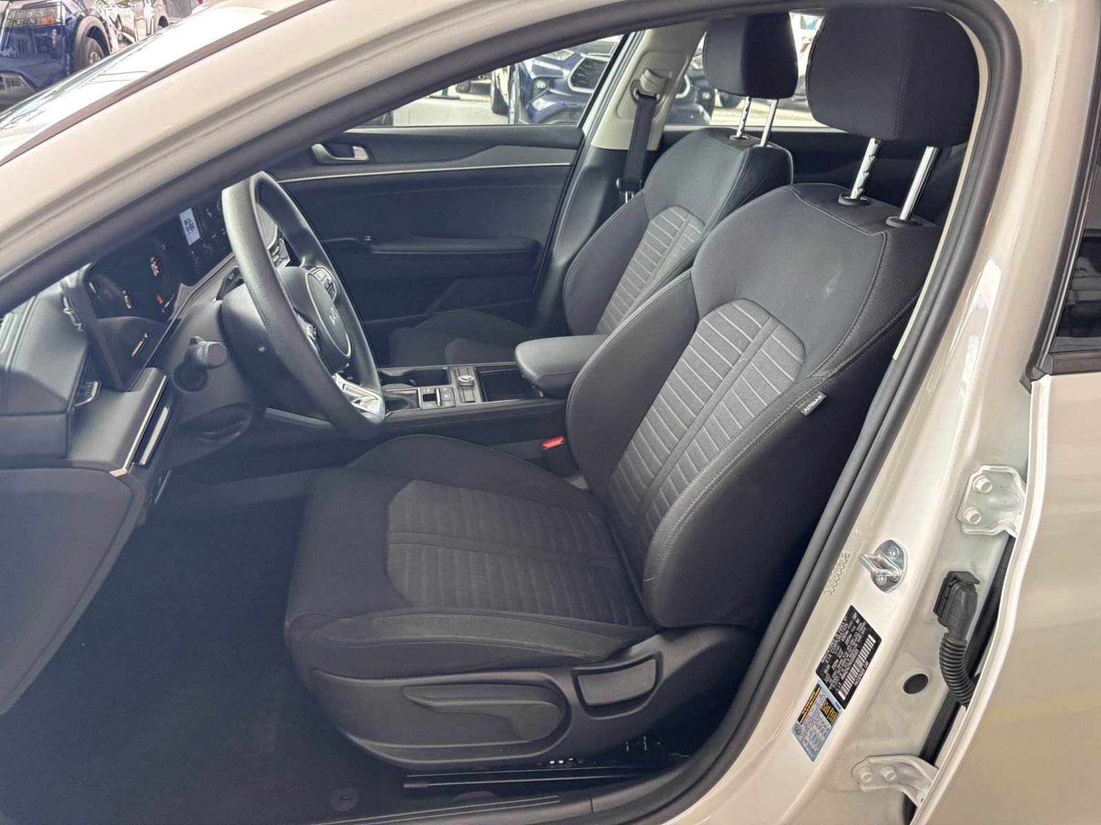 Used 2025 Kia K5 LXS FWD image 38
