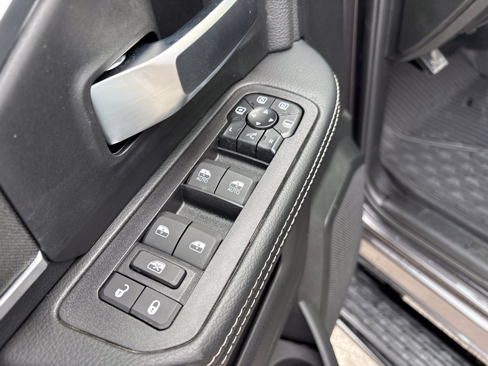 New 2027 RAM 3500 Lone Star AWD/4WD image 11
