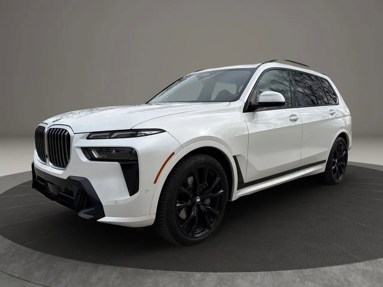 Used 2023 BMW X7 xDrive40i w/ M Sport Package