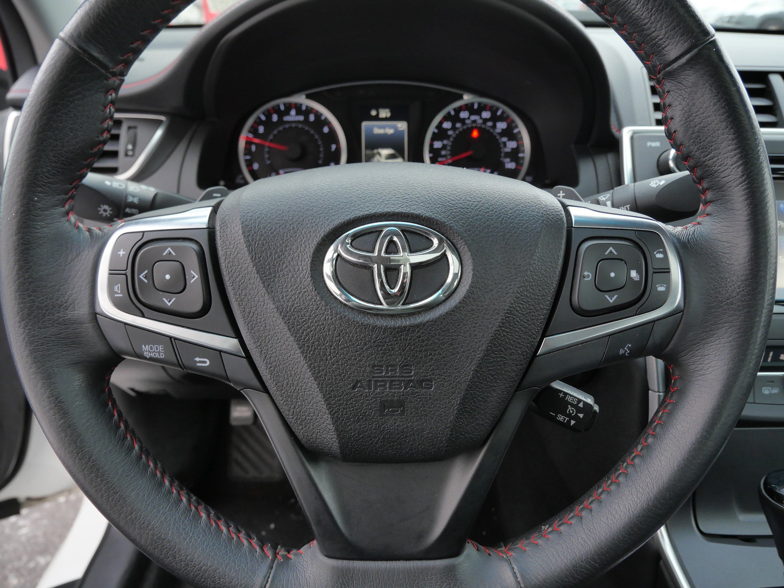 Certified 2017 Toyota Camry XSE image 26