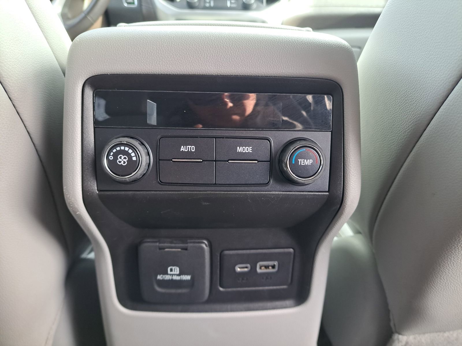 Used 2023 GMC Acadia SLT image 34