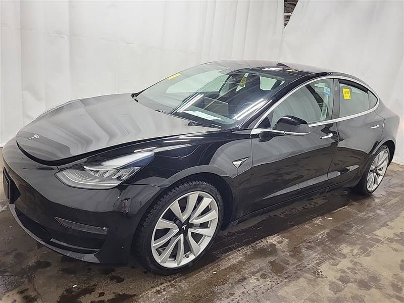 Used 2019 Tesla Model 3 Standard Range Plus image 3