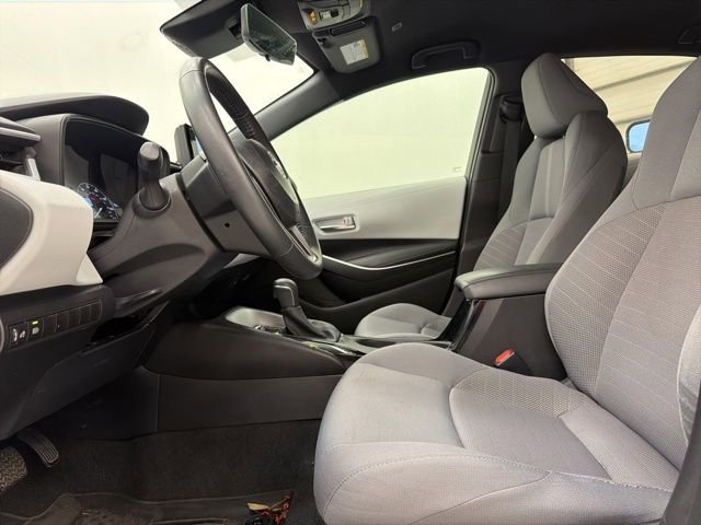 Used 2025 Toyota Corolla SE FWD image 14