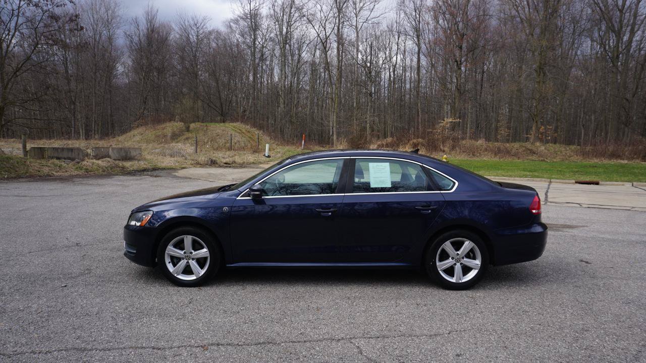 Used 2014 Volkswagen Passat 1.8T Wolfsburg Edition FWD image 2