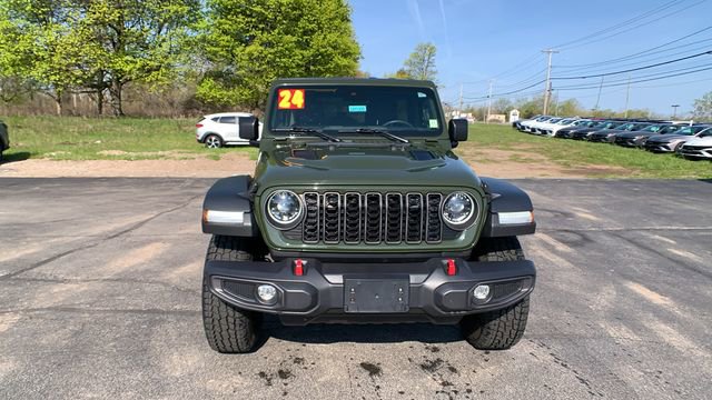 Used 2024 Jeep Wrangler Unlimited Rubicon AWD/4WD image 8