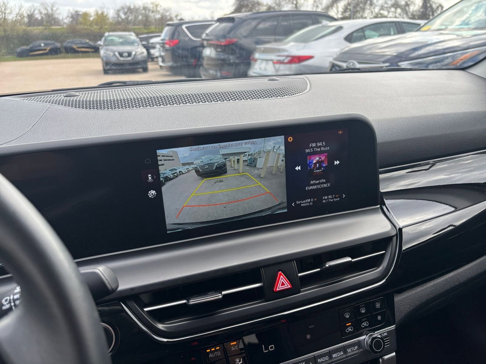 Used 2025 Kia Seltos S image 24