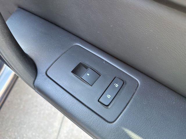 Used 2017 Chevrolet Traverse LT image 51