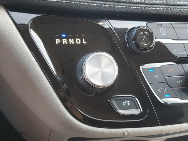 Used 2022 Chrysler Pacifica Touring-L FWD image 28