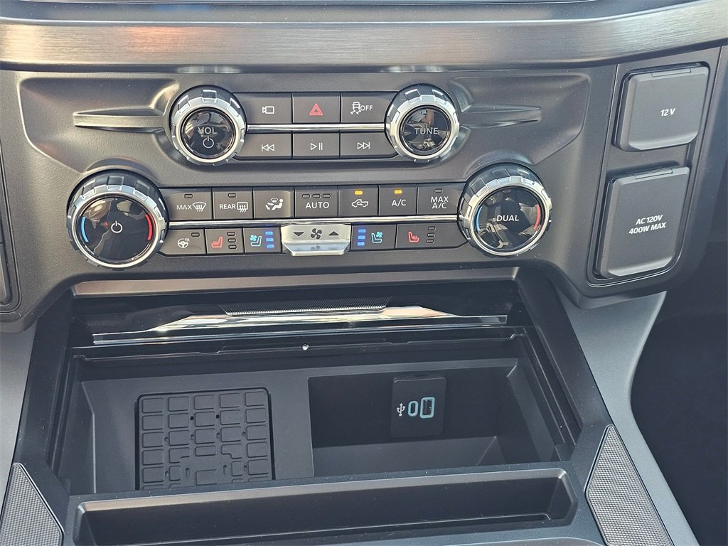 New 2026 Ford F250 Lariat image 32