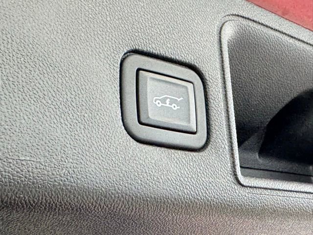 Used 2020 GMC Terrain SLT w/ Preferred Package image 37