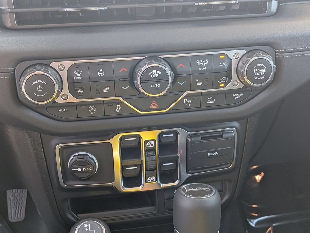 New 2026 Jeep Gladiator Sport AWD/4WD image 20