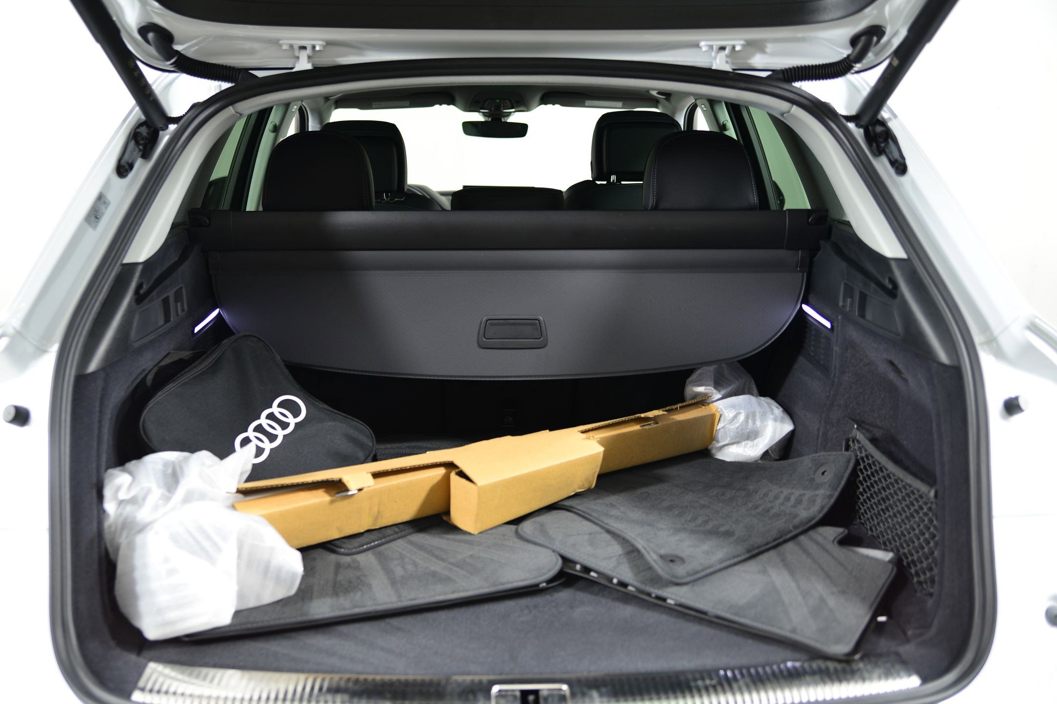 Certified 2025 Audi Q5 e Premium Plus w/ Premium Plus Package image 23