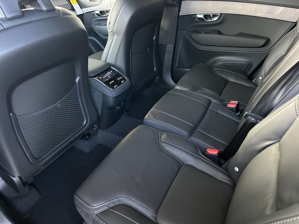 New 2026 Volvo XC90 B6 Ultra image 11