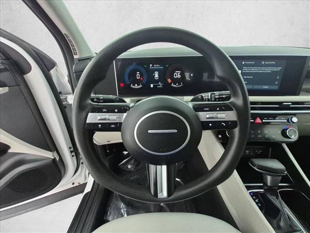 Used 2025 Hyundai Tucson SEL FWD image 28