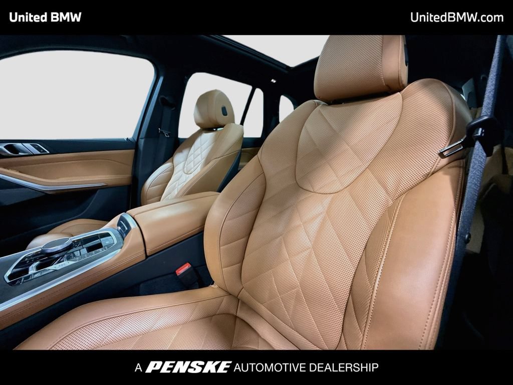 Certified 2025 BMW X5 xDrive40i w/ Premium Package AWD/4WD image 12