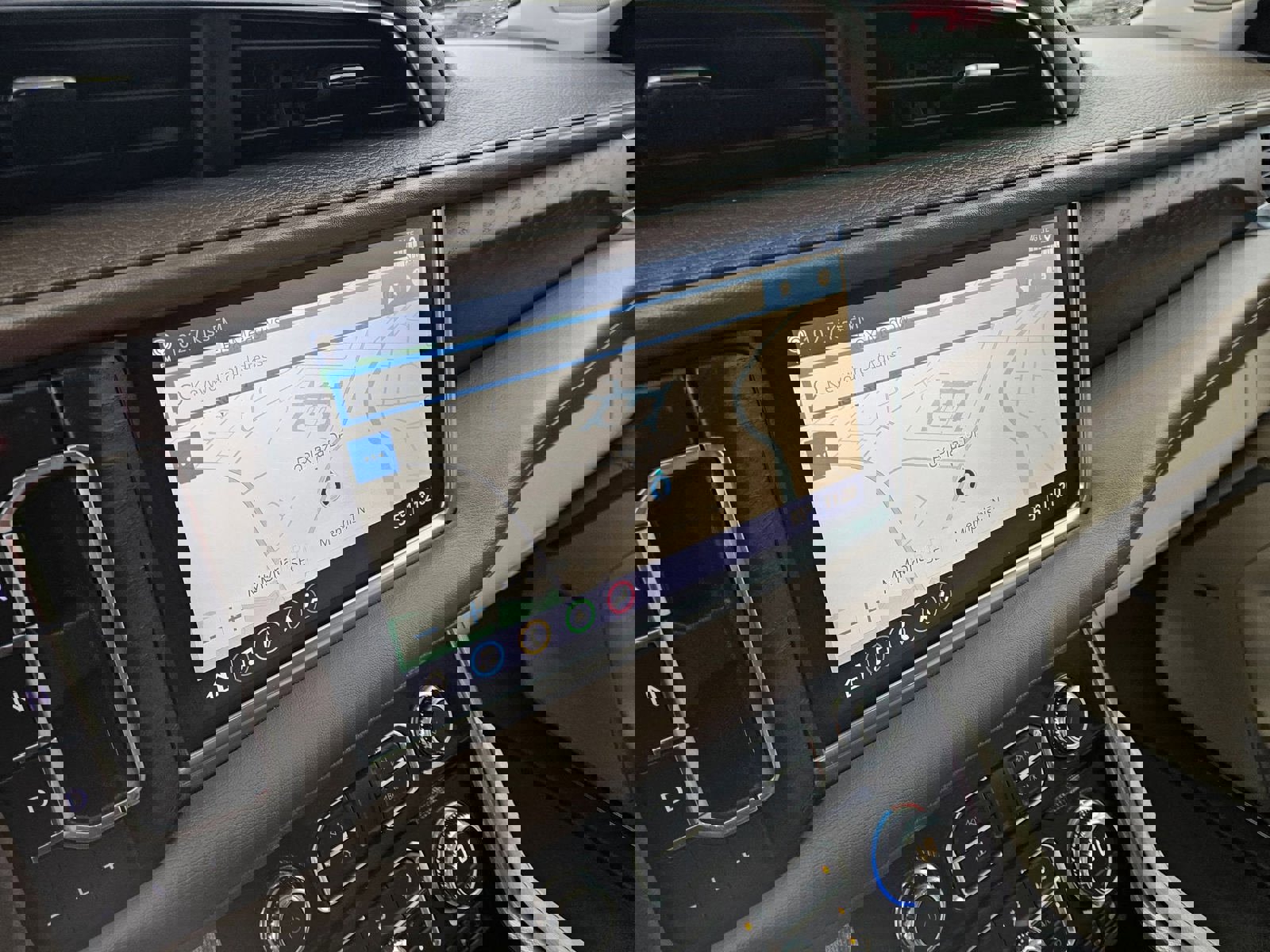 Used 2021 GMC Yukon Denali w/ Denali Premium Package image 17