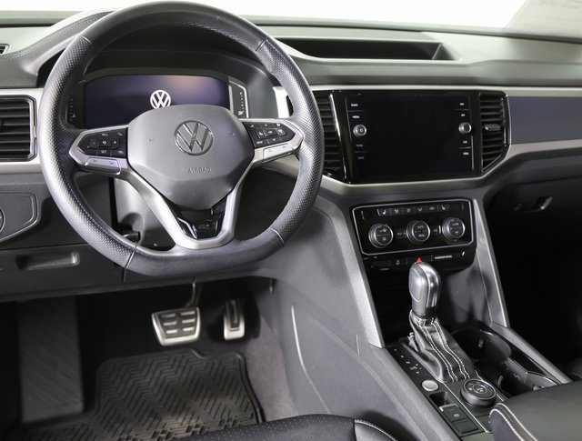 Used 2021 Volkswagen Atlas SEL R-Line image 14