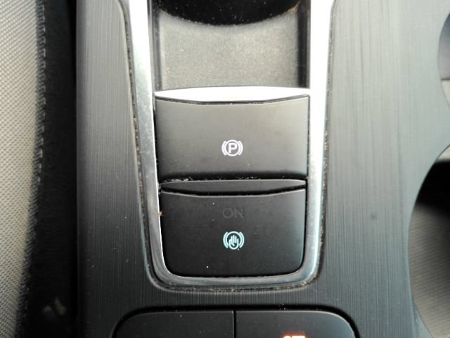 Used 2020 Ford Escape SE FWD image 41