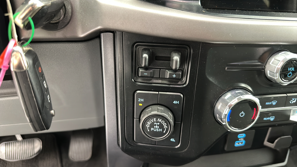 Used 2024 Ford F150 XLT w/ Tow/Haul Package AWD/4WD image 19