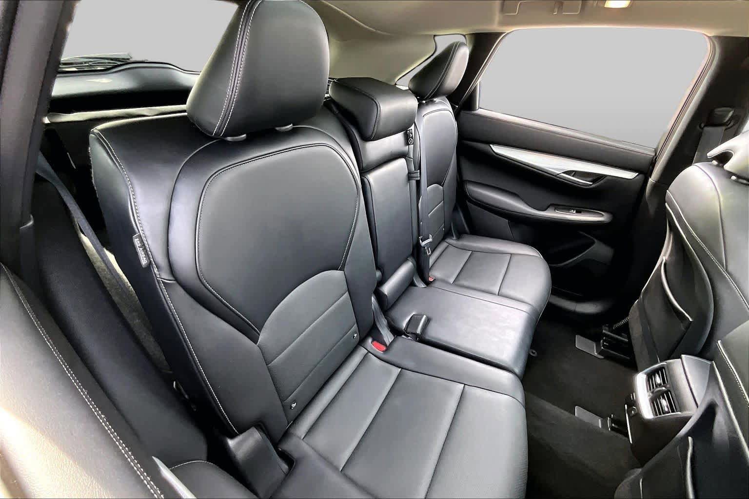 Used 2021 INFINITI QX50 Essential w/ Convenience Package FWD image 19