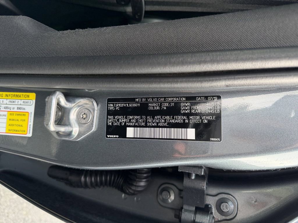 Used 2020 Volvo S60 T5 Momentum image 38