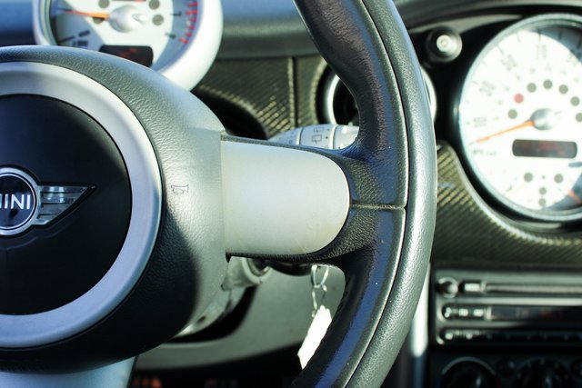 Used 2004 MINI Cooper S image 21