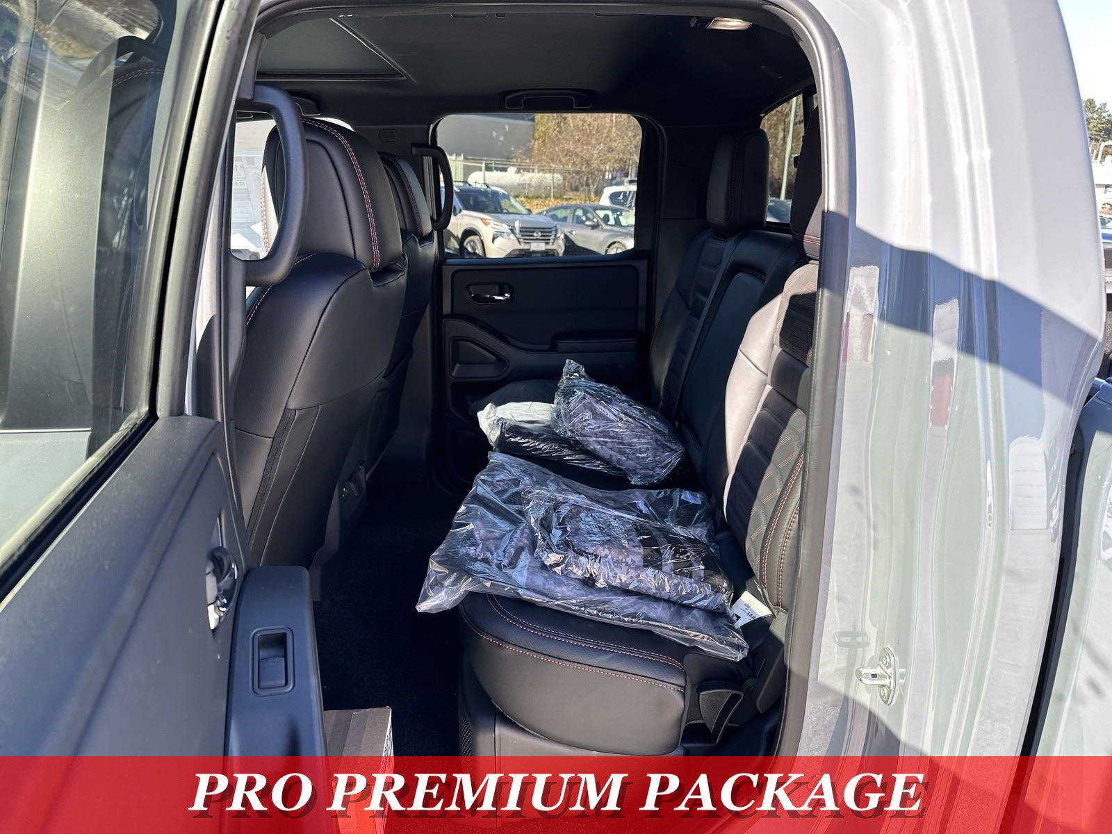 New 2025 Nissan Frontier PRO-4X w/ Pro Premium Package image 11