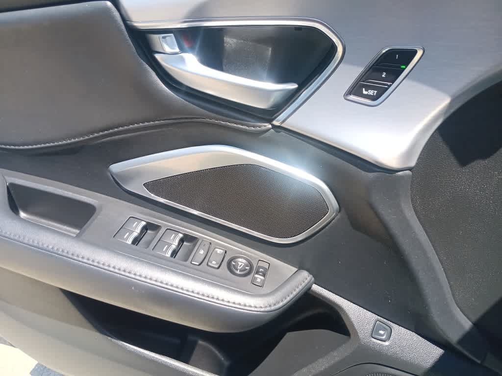 Used 2023 Acura RDX AWD image 16